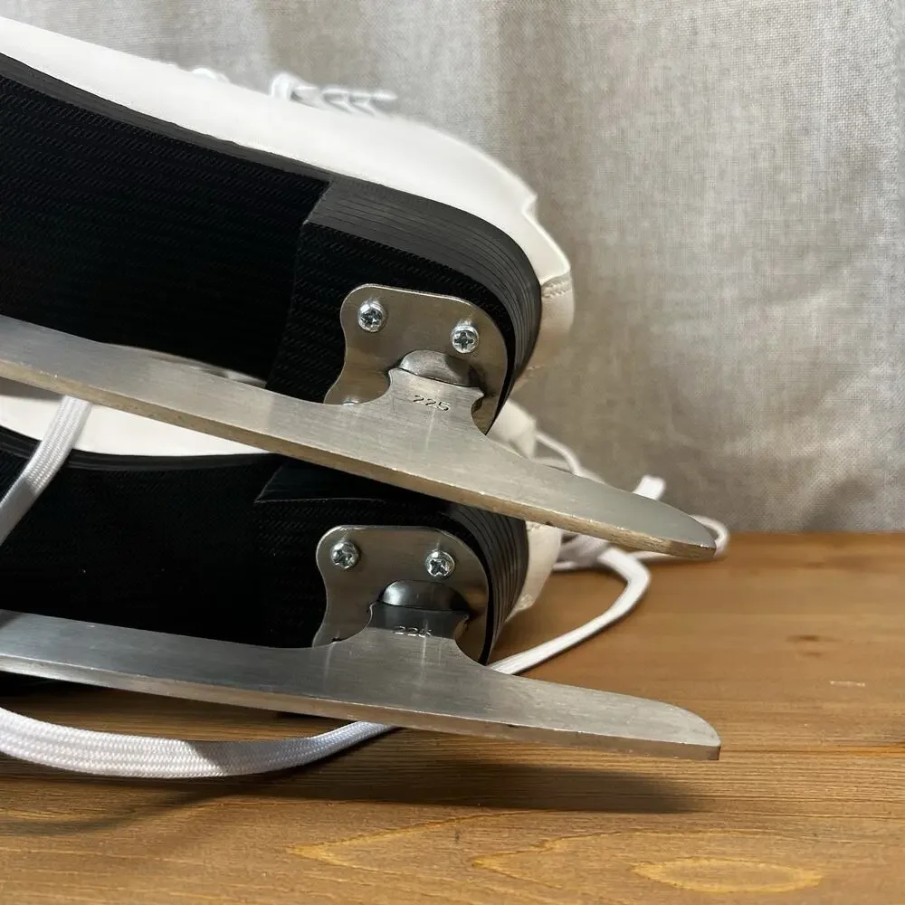 American Athletic Tricot-lined Women's Ice Skates Sz 6 Lightly Used EU 36-37